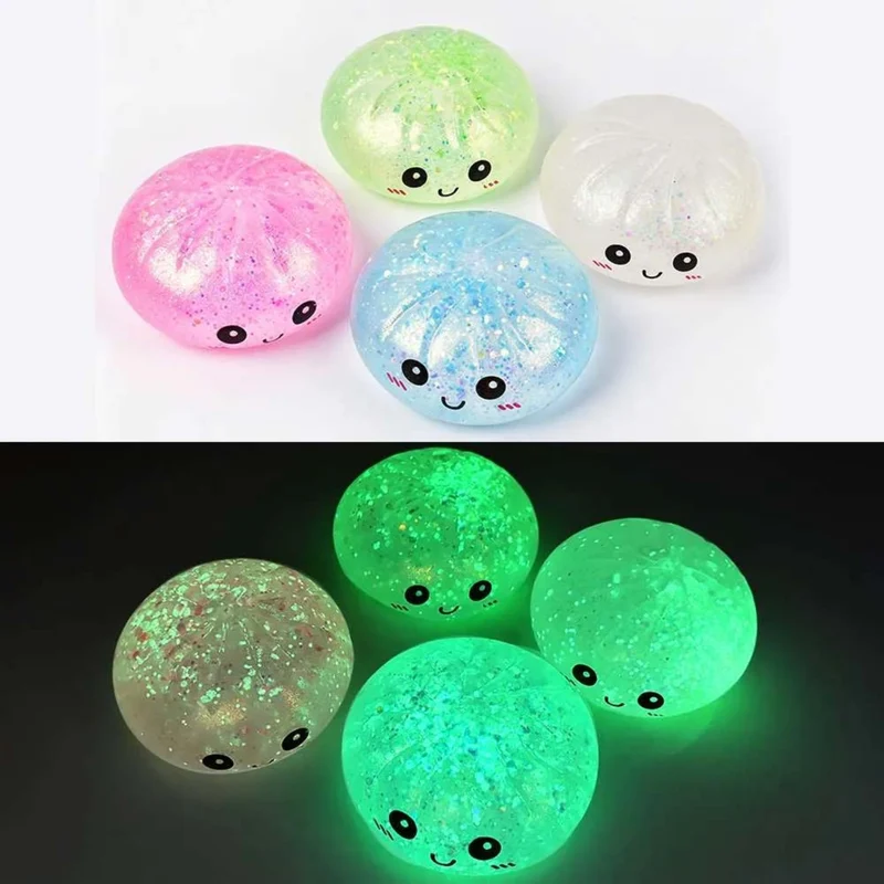 Mystery Dumpling – Glow in the Dark (9 cm) – Leuchtender Squishy mit Überraschungseffekt